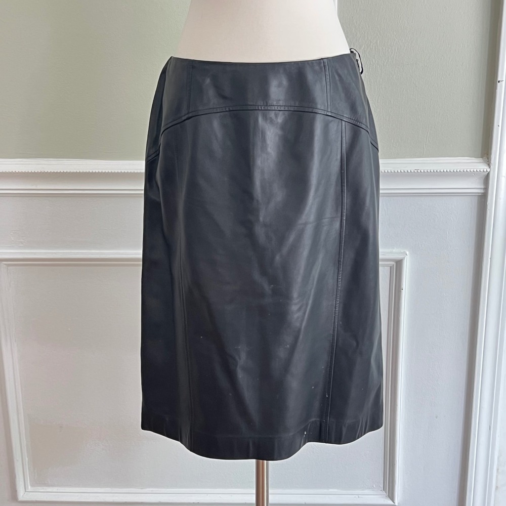 Talbots Black Leather Pencil Skirt Sz 10 Classic Minimal Capsule Old MoneyChic